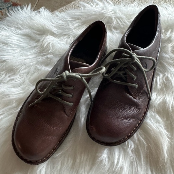 Born Women’s Brown Leather Oxford Shoes size 8 - Picture 3 of 16